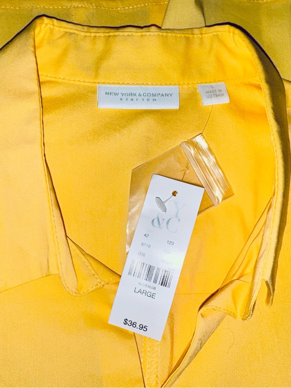 New York & Company Women's Large Yellow Business Casual Button Front Blouse NWT - Picture 3 of 7